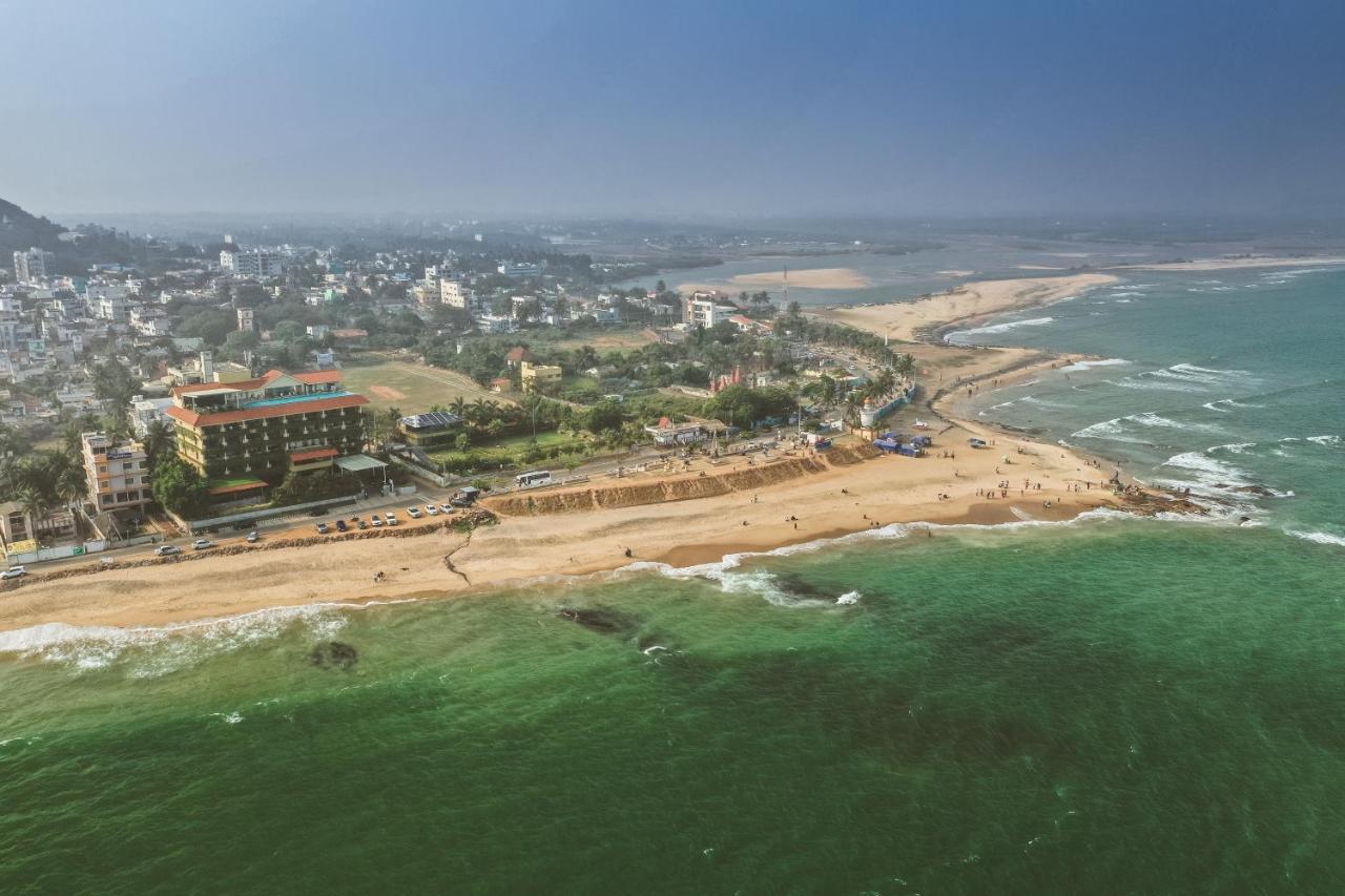 The Bheemli Resort Managed By Accorhotels Визакхапатнам Екстериор снимка