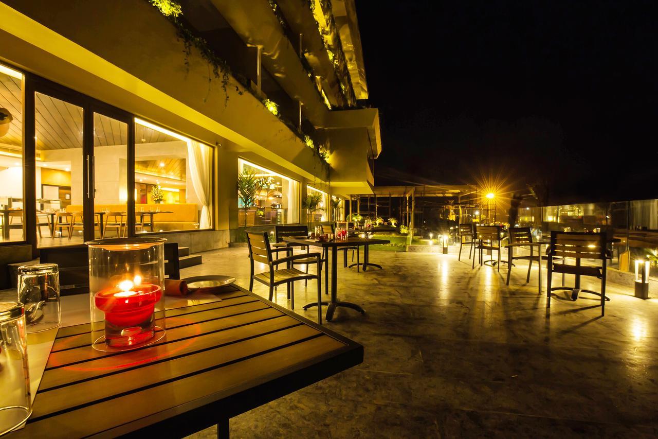 The Bheemli Resort Managed By Accorhotels Визакхапатнам Екстериор снимка